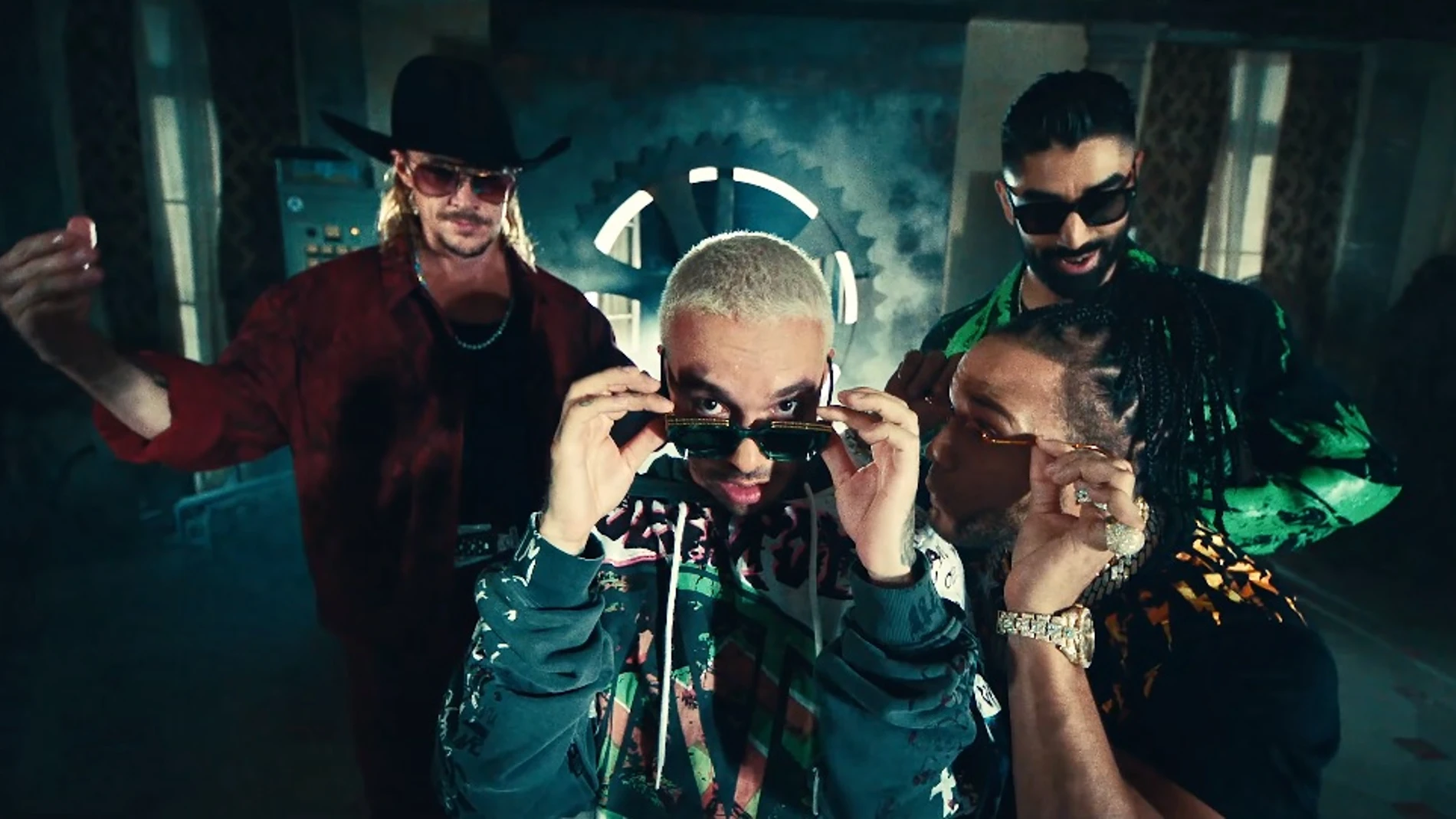 Major Lazer, J Balvin y El Alfa revientan el termómetro en 'Qué calor', su nuevo tema Major Lazer, J Balvin y El Alfa revientan el termómetro en 'Qué calor', su nuevo tema