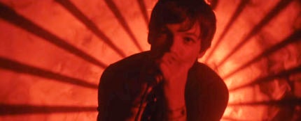 Louis Tomlinson en el videoclip de ‘Kill My Mind’