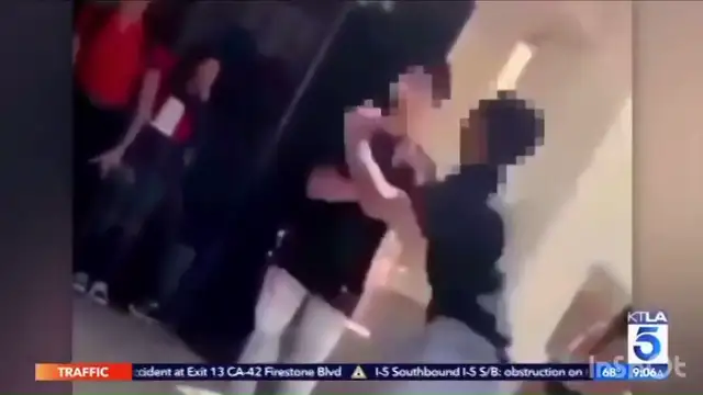 Muere un menor de 13 años tras ser agredidos por dos compañeros de clase en California