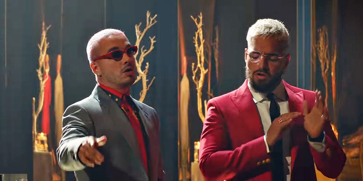 J Balvin y Maluma en el vídeo de 'Qué pena'
