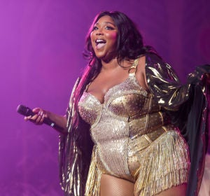 Lizzo durante un concierto en Nueva York Lizzo durante un concierto en Nueva York