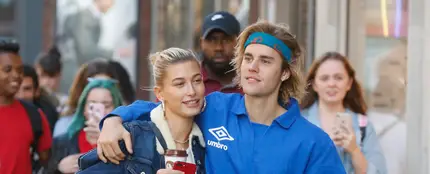 Hailey Baldwin y Justin Bieber Hailey Baldwin y Justin Bieber