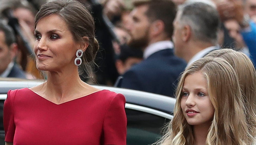 La reina Letizia y la princesa Leonor