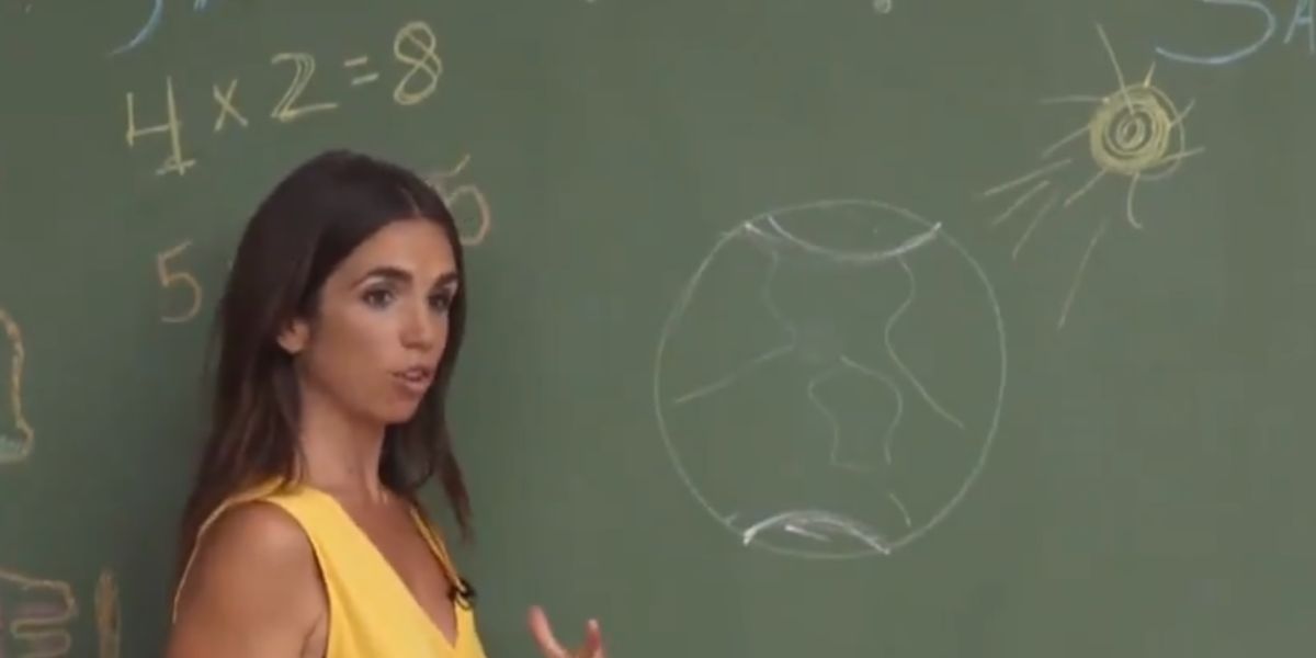 Captura de la explicación de Elena Furiase en el programa 'Vuelta al cole' de Telemadrid.
