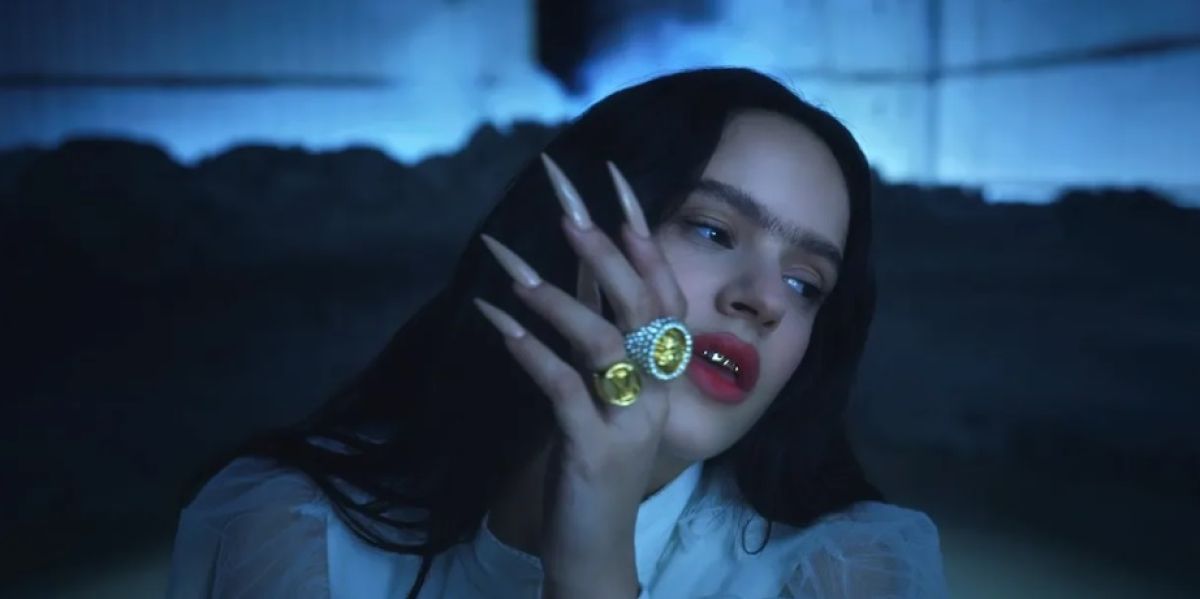 Rosalía en el vídeo de 'A Palé'