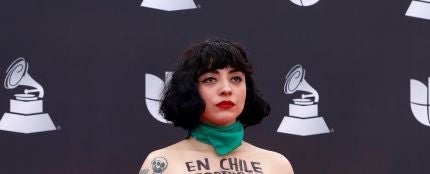 La cantante chilena Mon Laferte durante la pregala de los Latin Grammy