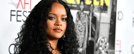 Rihanna en un evento en Hollywood Rihanna en un evento en Hollywood