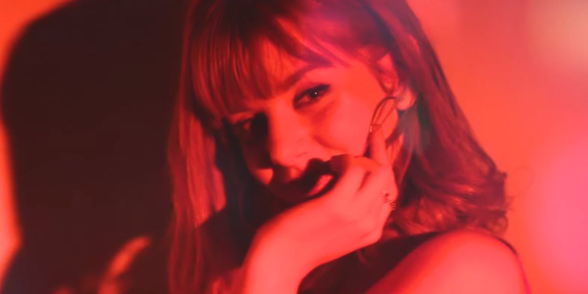 Imagen del videoclip de 'SMS', la canción de Brian Cross y DJ Nano