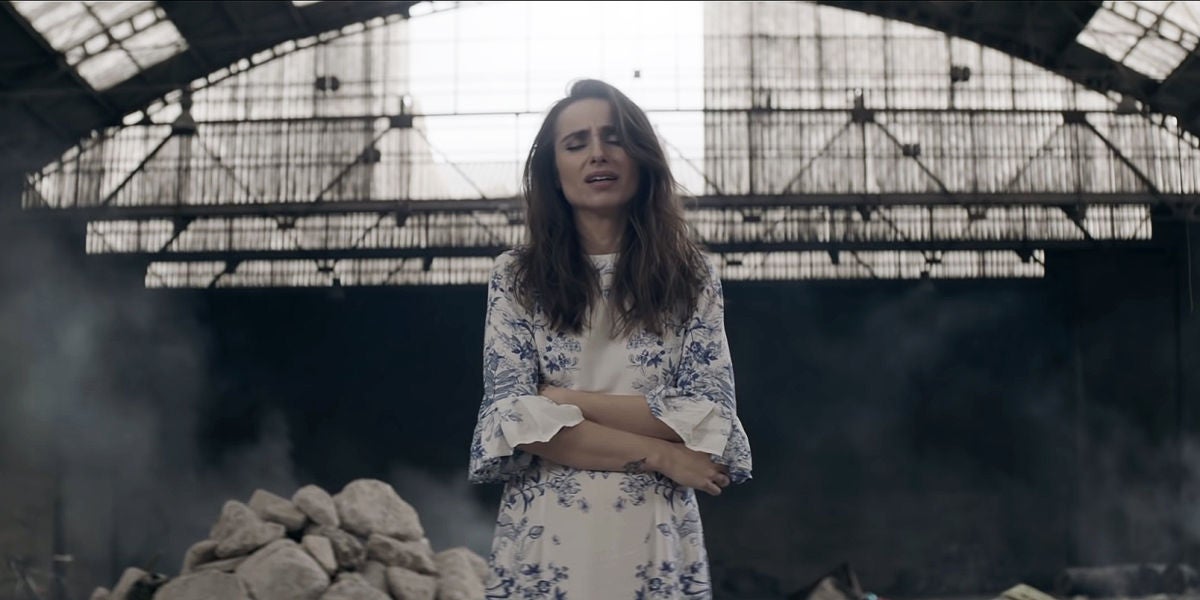 Zahara en el videoclip de 'Con las ganas'