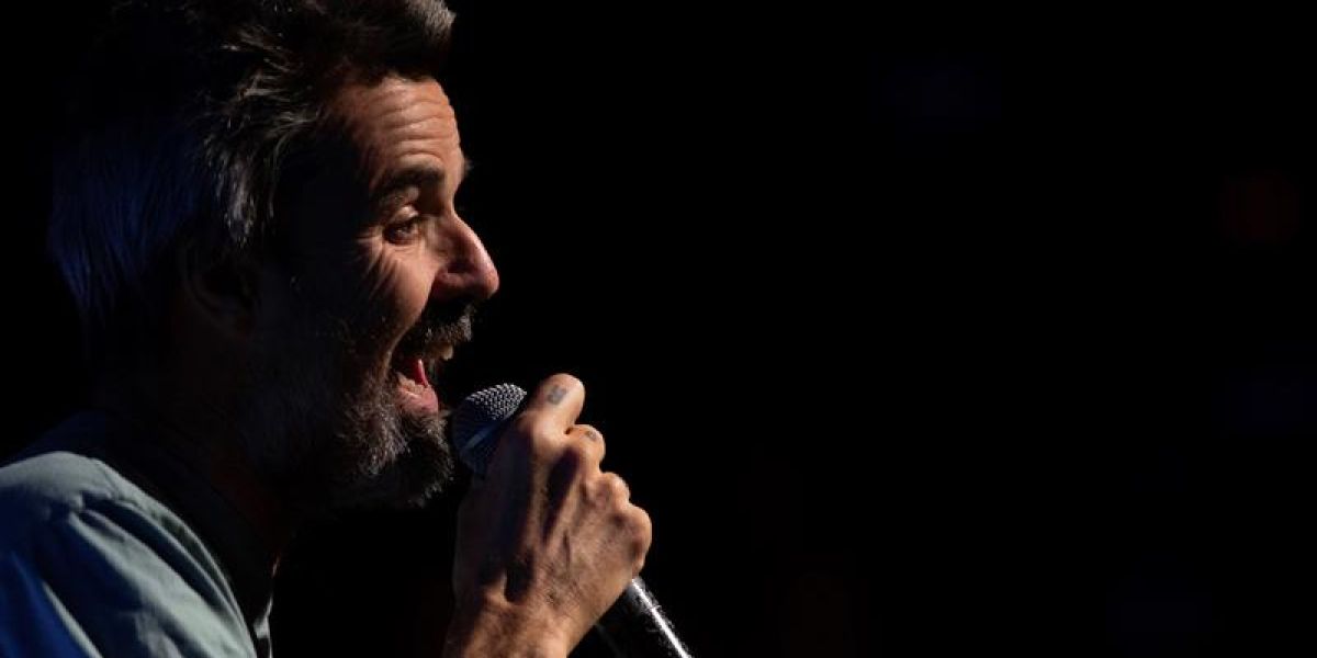 Pau Donés en el concierto 'Jarabe y Sus Músicos Contra el Cáncer'