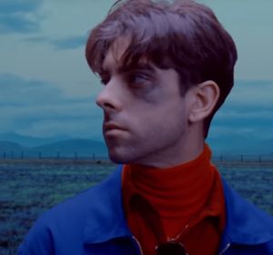 Don Patricio en el videoclip de '22:23' Don Patricio en el videoclip de '22:23'