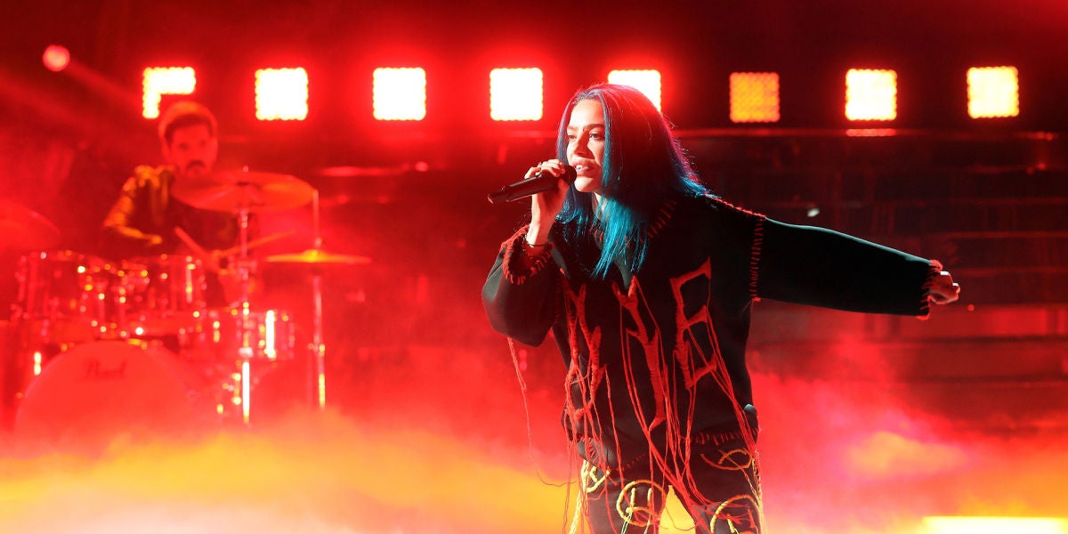 María Isabel se deja la piel para interpretar ‘Bad guy’ de Billie Eilish