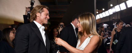 Brad Pitt y Jennifer Aniston durante su reencuentro en los SAG Awards 