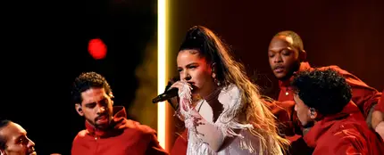 Rosalía durante su actuación en los Grammy 2020 Rosalía durante su actuación en los Grammy 2020