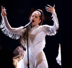Rosalía durante su actuación en los Grammy 2020 Rosalía durante su actuación en los Grammy 2020