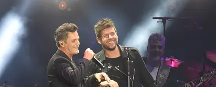 Pablo López y Alejandro Sanz Pablo López y Alejandro Sanz