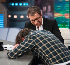 Jordi Évole sufre un principio de cataplexia en pleno directo en 'El Hormiguero 3.0' Jordi Évole sufre un principio de cataplexia en pleno directo en 'El Hormiguero 3.0'
