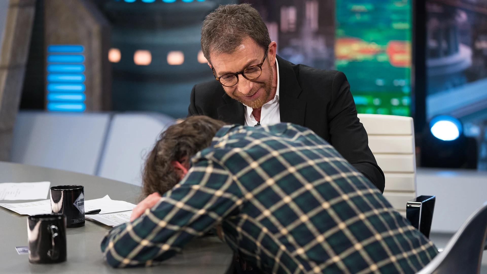 Jordi Évole sufre un principio de cataplexia en pleno directo en 'El Hormiguero 3.0' 