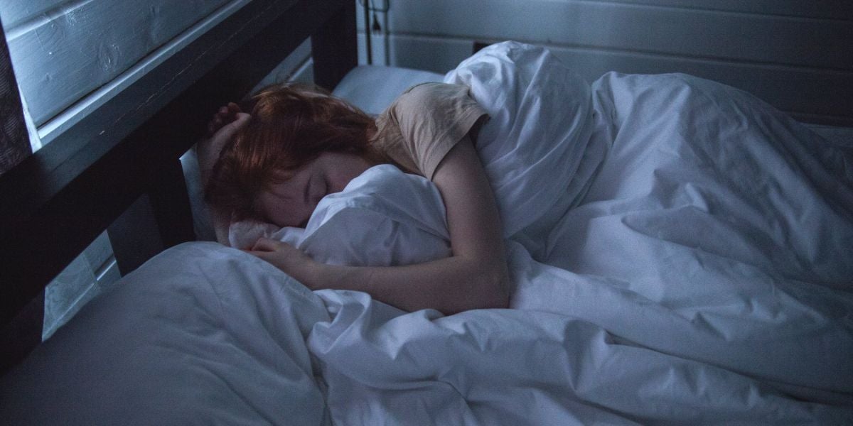 Una chica durmiendo