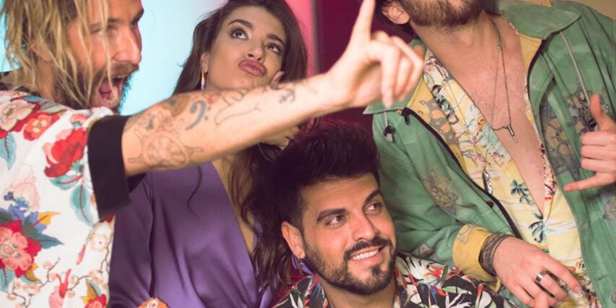 Bombai y Ana Guerra en 'Robarte el corazón'