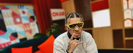 Rauw Alejandro en 'yu' Rauw Alejandro en 'yu'