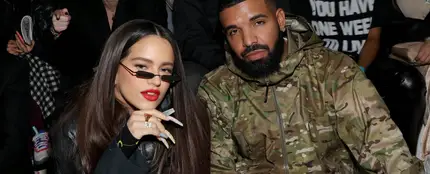 Rosalía y Drake en la presentación de la colección Tokyo Olympic en Nueva York Rosalía y Drake en la presentación de la colección Tokyo Olympic en Nueva York