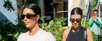 Kim y Kourtney Kardashian Kim y Kourtney Kardashian