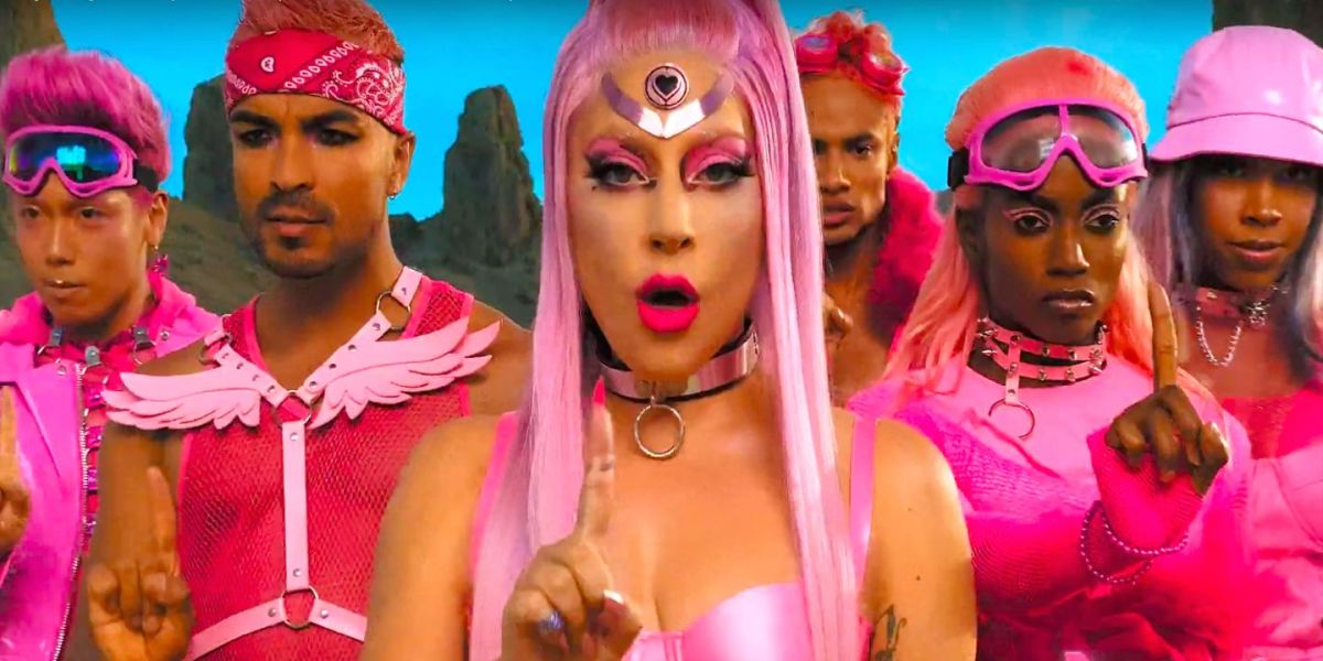 Lady Gaga en el videoclip de 'Stupid Love'