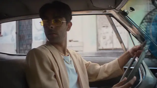 Don Patricio en el videoclip de 'En Otra Historia'