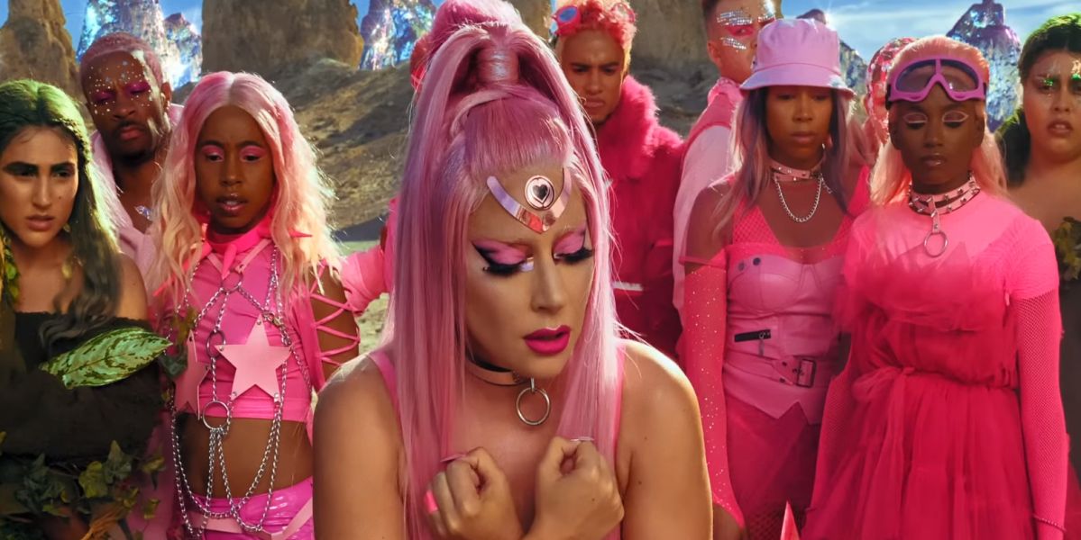 Lady Gaga en el videoclip de 'Stupid Love'