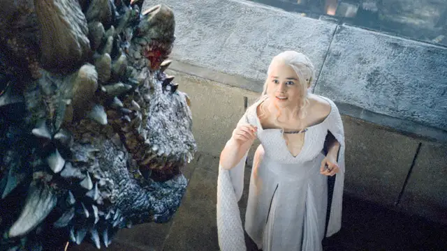 Emilia Clarke como Daenerys Targaryen en 'Juego de Tronos'