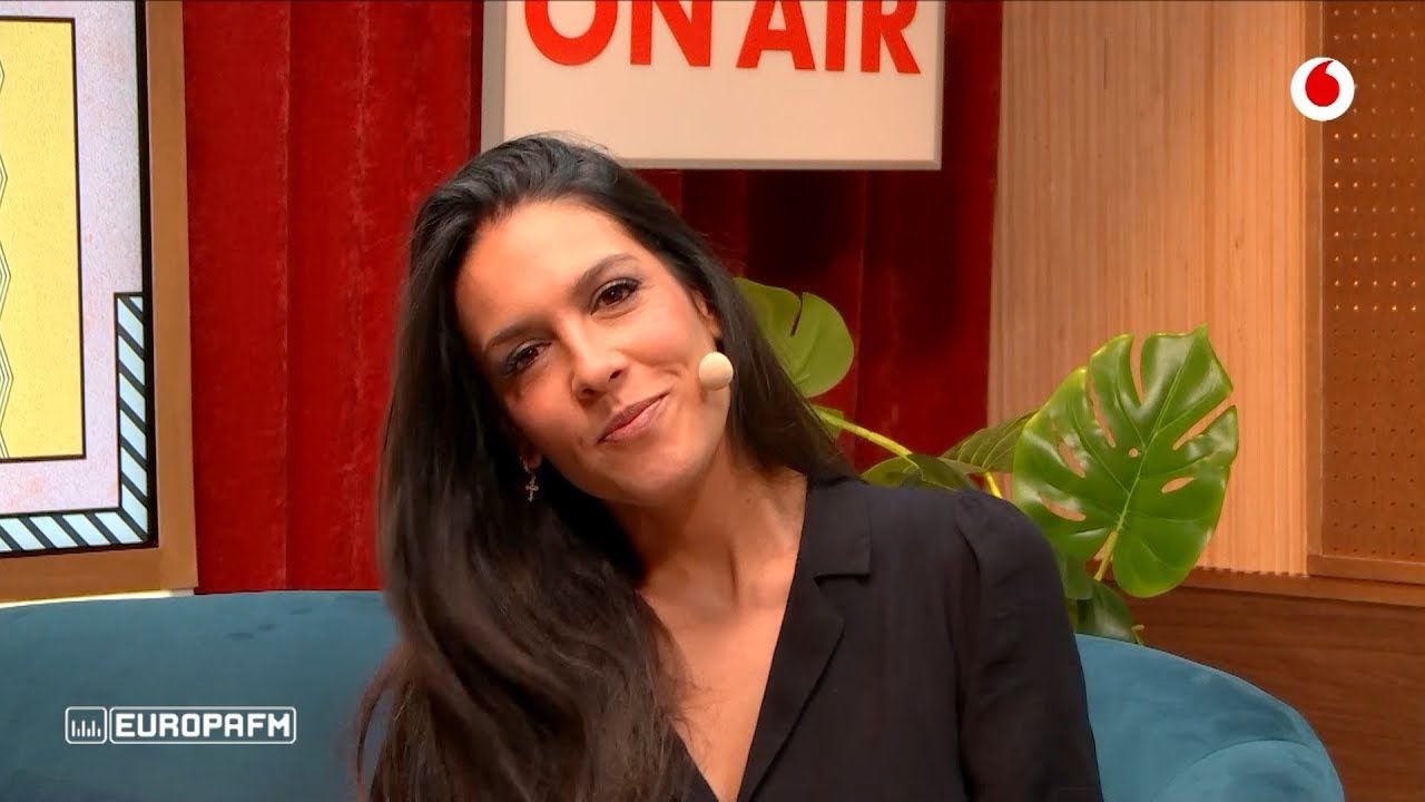 Lorena Castell enloquece a sus seguidores cuidando su huerto con poca