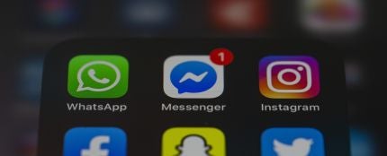 Distintas aplicaciones de mensajería (WhatsApp, Messenger, Instagram, Facebook, Snapchat, Twitter)