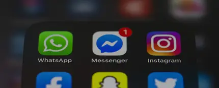 Distintas aplicaciones de mensajería (WhatsApp, Messenger, Instagram, Facebook, Snapchat, Twitter) Distintas aplicaciones de mensajería (WhatsApp, Messenger, Instagram, Facebook, Snapchat, Twitter)