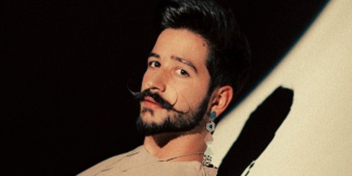 Portada de 'Mi Primera Vez', el álbum debut de Camilo
