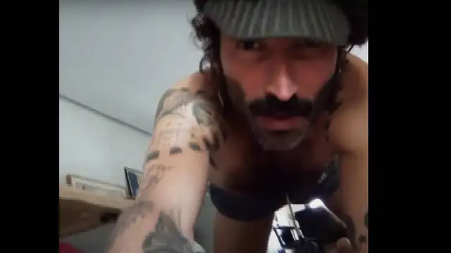 Leiva en el vídeo de 'La Estación Eterna'