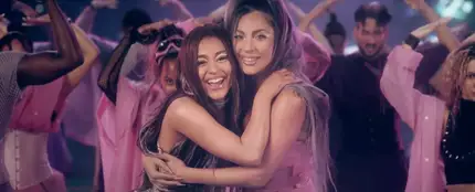 Ariana Grande y Lady Gaga en el vídeo de 'Rain On Me' Ariana Grande y Lady Gaga en el vídeo de 'Rain On Me'