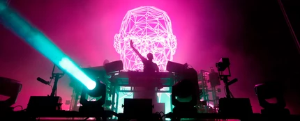 Momento de un concierto de The Chemical Brothers, en el Low festival de Benidorm Momento de un concierto de The Chemical Brothers, en el Low festival de Benidorm