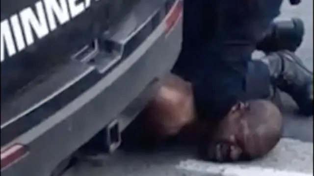 Muere George Floyd, un hombre afroamericano a manos de la Policía