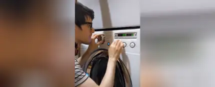 El youtuber Kurt Schneider versiona la banda sonora de Harry Potter con una lavadora El youtuber Kurt Schneider versiona la banda sonora de Harry Potter con una lavadora