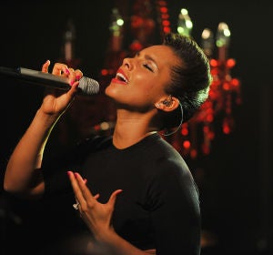 Alicia Keys durante una actuación en Nueva York Alicia Keys durante una actuación en Nueva York