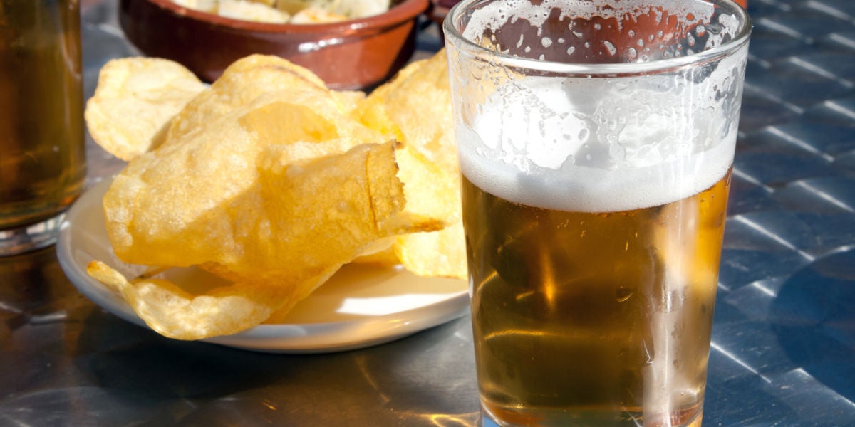 Cerveza y aperitivos