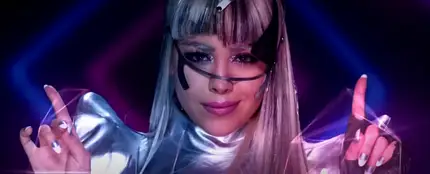 Danna Paola en el vídeo de 'No Bailes Sola' Danna Paola en el vídeo de 'No Bailes Sola'