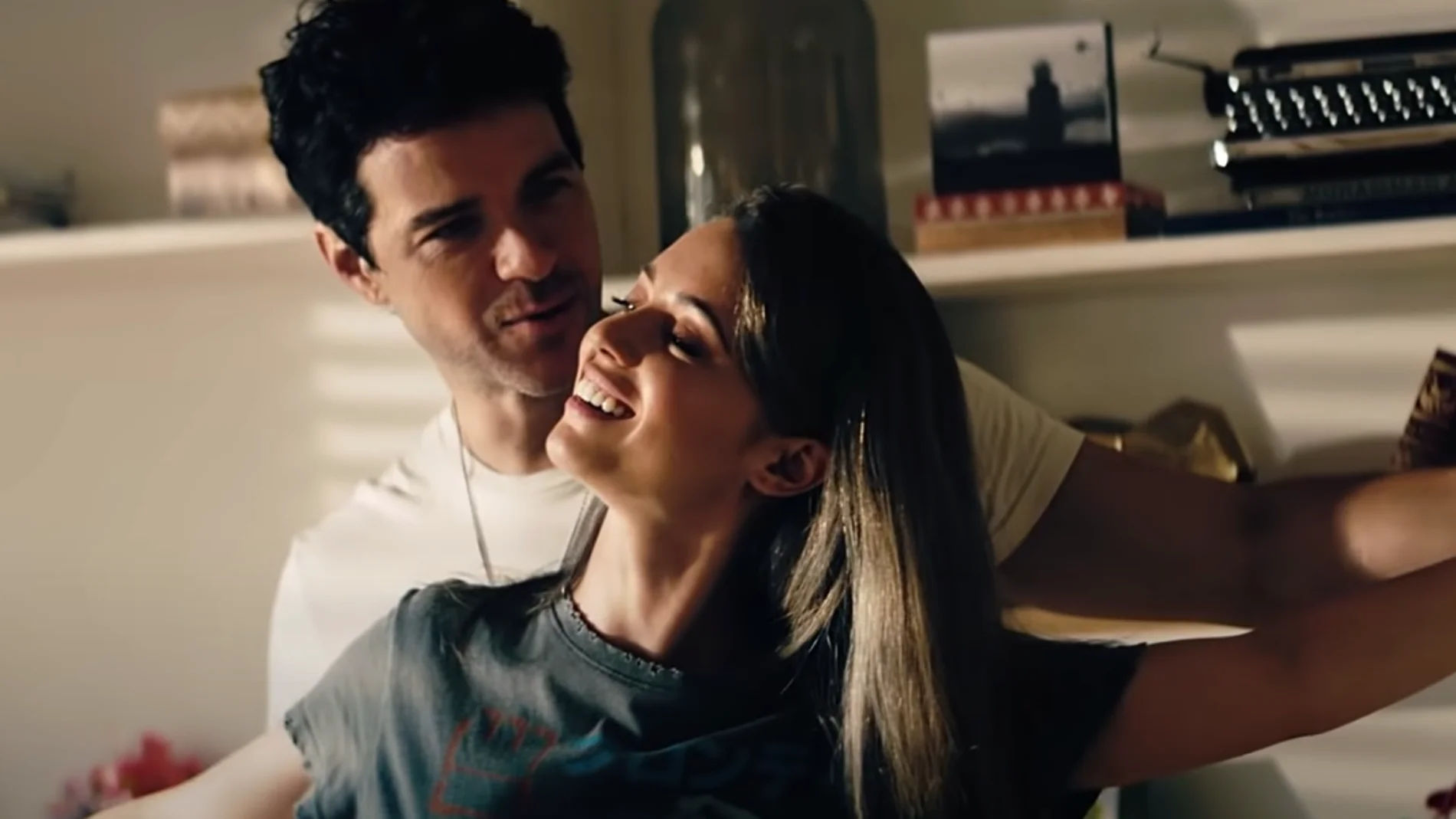 Vídeo de 'Pero Te Conocí', de Reik Vídeo de 'Pero Te Conocí', de Reik