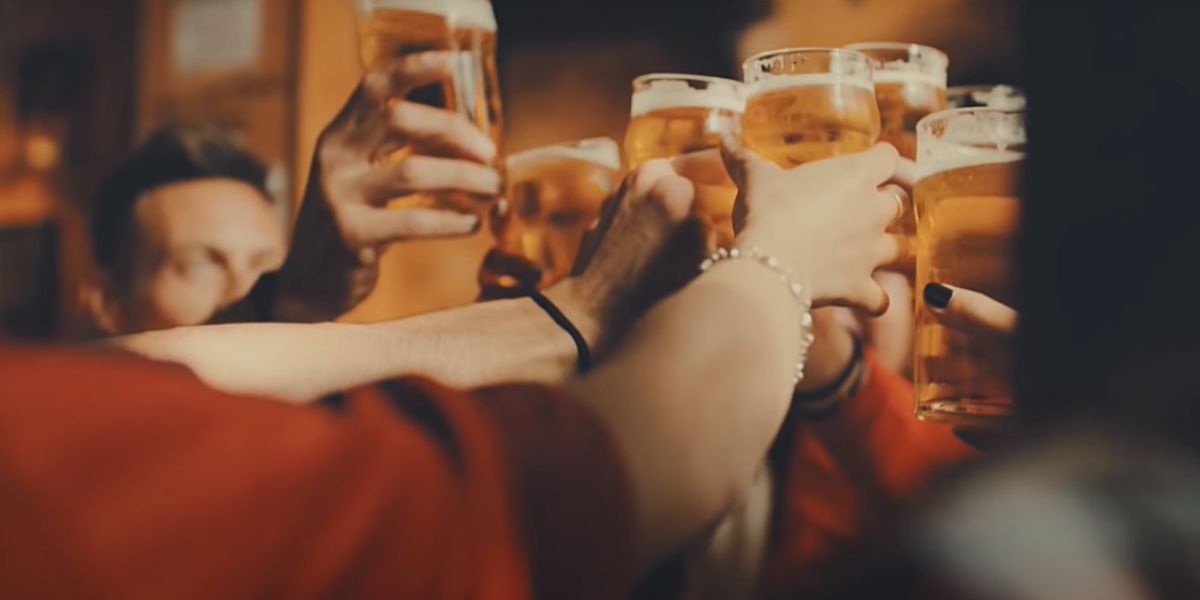 'Protégete, protégenos', el spot de la Comunidad de Madrid para concienciar sobre le uso de la mascarilla