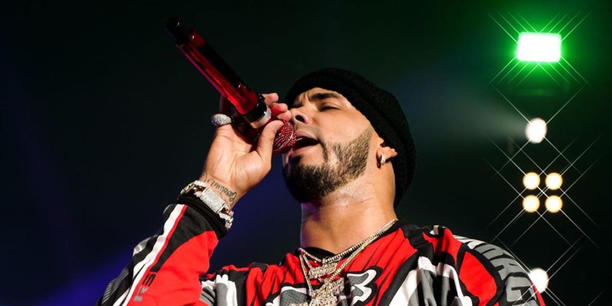 Anuel AA anuncia macro-gira por España en 2021