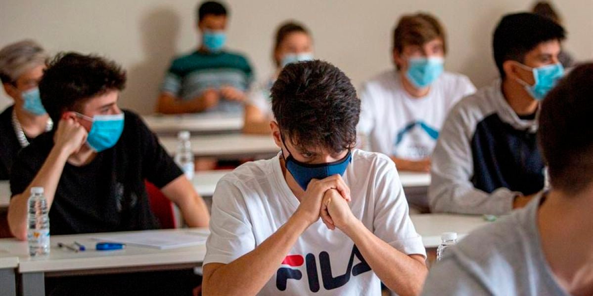 Las universidades deberán definir un espacio para el aislamiento de la persona detectada como caso sospechoso