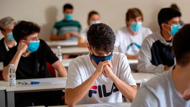 Las universidades deberán definir un espacio para el aislamiento de la persona detectada como caso sospechoso