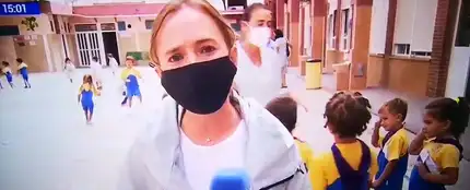 Una reportera de TVE durante un directo Una reportera de TVE durante un directo