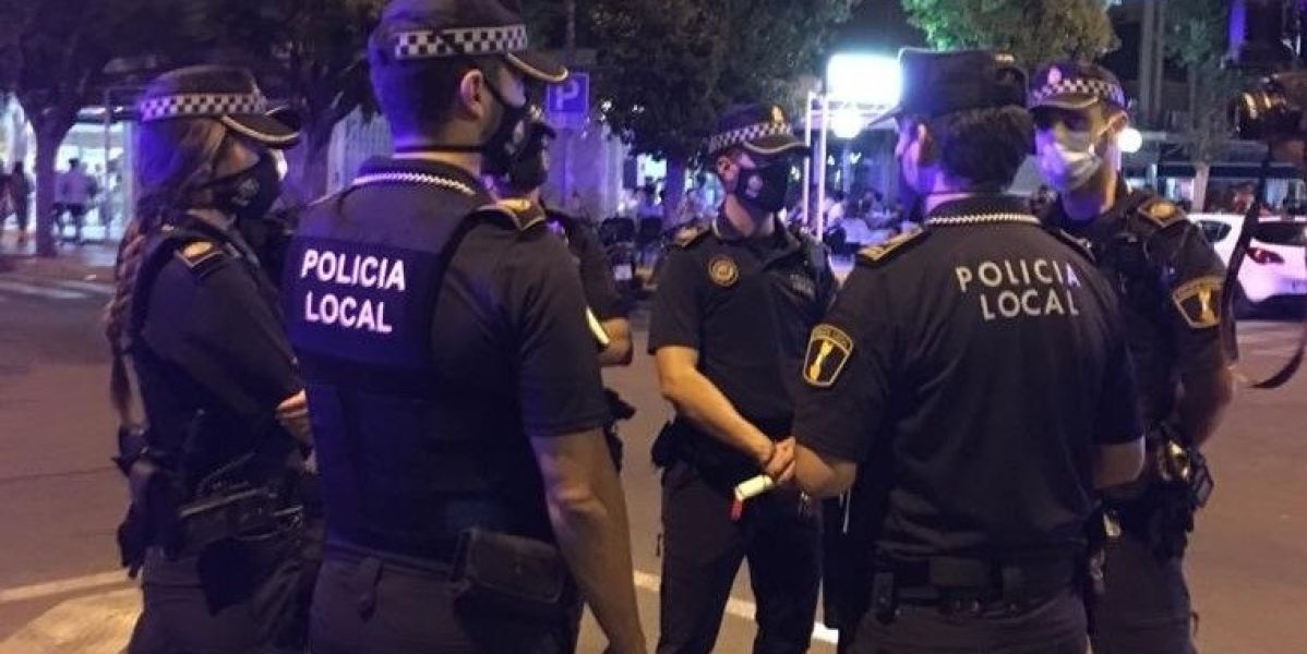 Policía Local del servicio nocturno